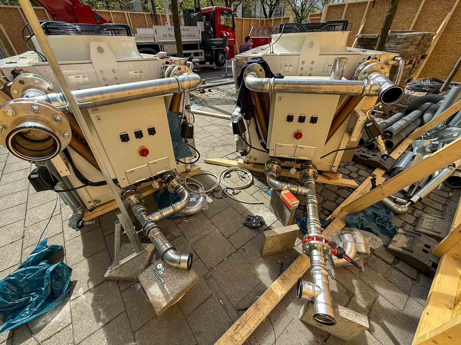 Rückkühler Anschluss für provisorischen Betrieb am Boden